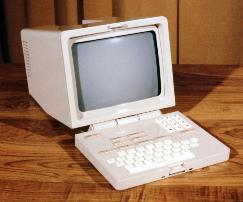 Maquettes Faisabilité Minitel : Clavier rabattable