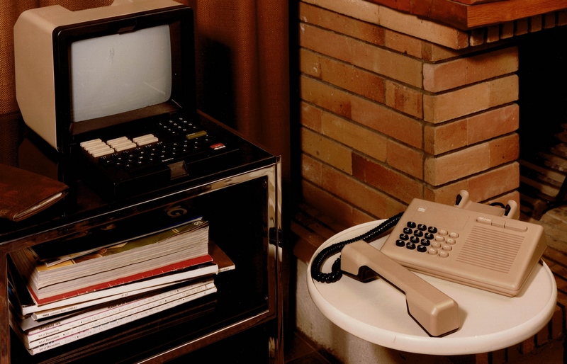 Minitel Version de Base (VB) :